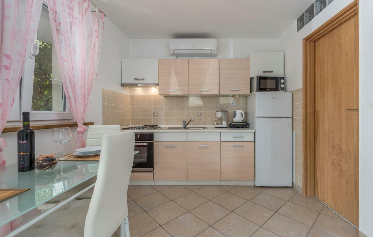 Apartment Antonio โปเรช ห้อง รูปภาพ